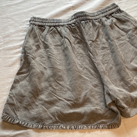Solitaire Shorts - Picture 9 of 10